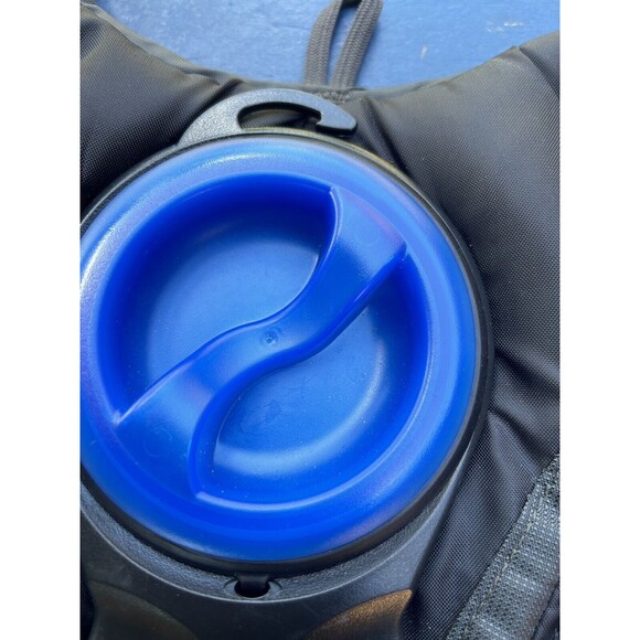 CamelBak Hydrobak Hydration Pack 50 oz Black Gray Hiking Water Backpack - Picture 11 of 12